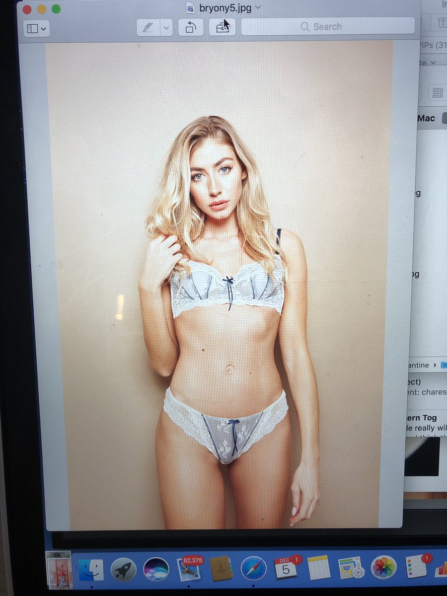 siennalovephoto's tweet photo. #onmyscreen #londonphotographer #londonglamourphotographer https://t.co/w6VcJuiHiO