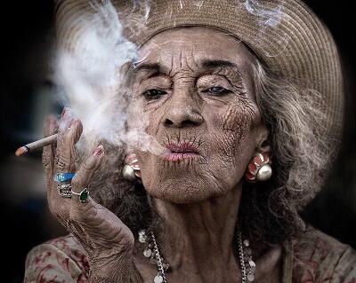 SiphokaziMoket1's tweet photo. #FestiveCheatersBeLike I need space to think about my furture https://t.co/qgshKDmRdi