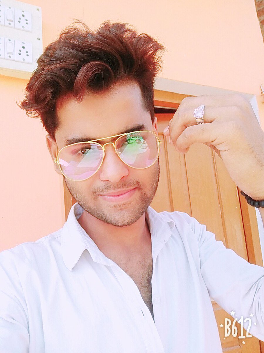 Itz_shehzaade's tweet photo. https://t.co/IGKClbo9MF