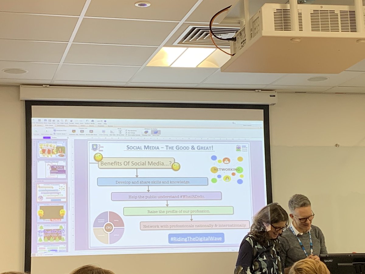 xhannahkershx's tweet photo. Super interesting professional meeting @trott_nick #ridingthedigitalwave https://t.co/kEDcrDPbw5