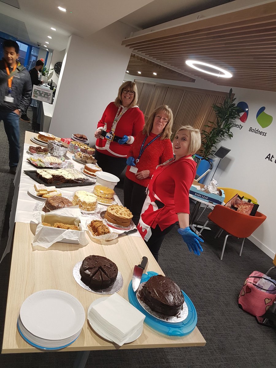 Lou Roberts tweet media