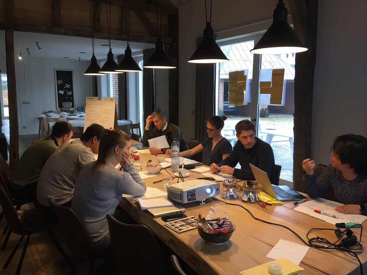VIBTechWatch's tweet photo. Tech Watch retreat 2018! Fantastic to be together and learning a lot! #technologies #VIB #InnovationLab #SingleCellAccelerator #whatayear #TechWatch https://t.co/iZ2mGEBSzD