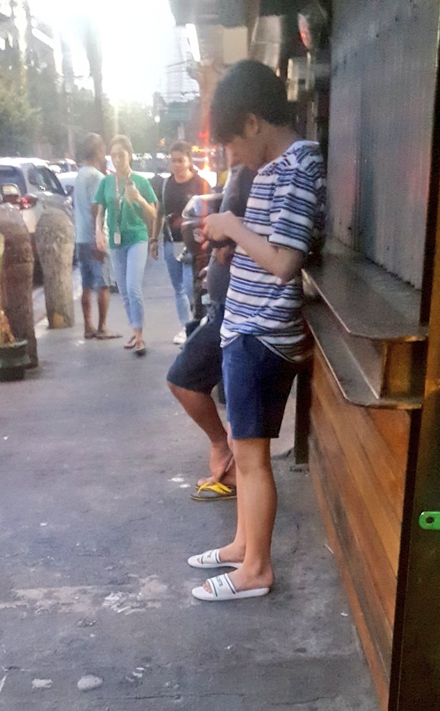 astrokram's tweet image. Some #randomguy