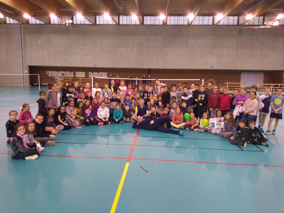 Superbe matinée autour du sport et du #Handicap avec <a href="/ArgentonBad/">USA-bad Argenton</a> <a href="/FFBaD/">FFBaD</a> Meryl, Sandrine et les enfants d'Argenton ❤️