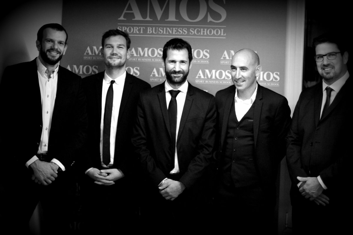 AMOS_Nantes's tweet photo. https://t.co/qyNKvhvCed  📽️ Retour en image sur la soirée d'#INAUGURATIONAMOS44 du jeudi 25 octobre 2018 à @AMOS_Nantes ! 
Vous n'avez pas encore visité nos nouveaux locaux ? Venez nous rencontrer en réunion d'information : https://t.co/GAlKYRHCqB https://t.co/2Mgyu1ircs