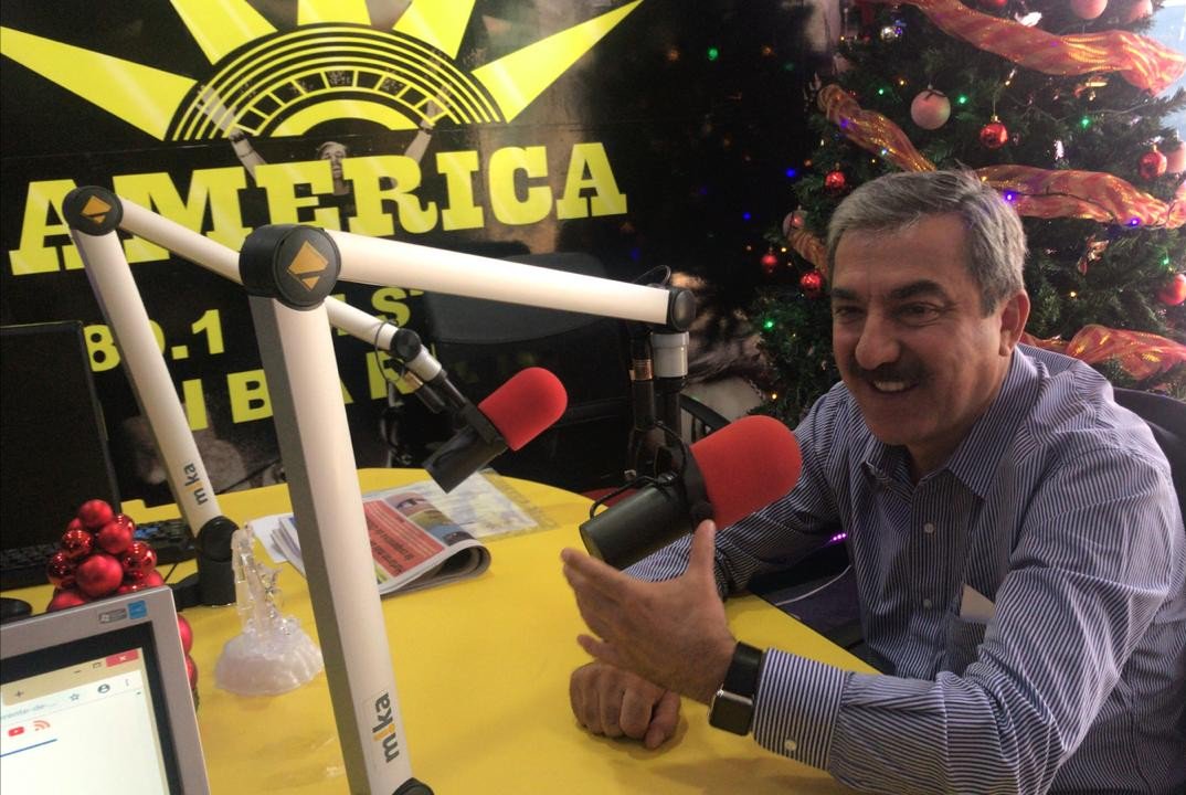 SiembraEP's tweet photo. YachayEnMedios🎥 | @JorgeFMartinezV informa que,
@CiudadYachay cuenta con un laboratorio de Fabricación Digital, "en el #FabLab_Yachay, se desarrollan prototipos y modelos para ser después explotados, a escala industrial", exteriorizó. 👇 https://t.co/UXeBgkWwPB