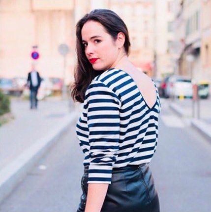 #PULL #MARINIERE #BIO &amp; #EQUITABLE #tendance à col V, à porter devant ou derrière <a href="/Capsule_Wess/">WESS</a> en #coton #bio arrive dans nos vestiaires. En prévente <a href="/ululeFR/">Ulule FR</a> : 49,90€ au lieu de 69,90€. Co-créé avec 500 #femmes. Produite à la demande. 5% reversé à l'#association @lecarillon_