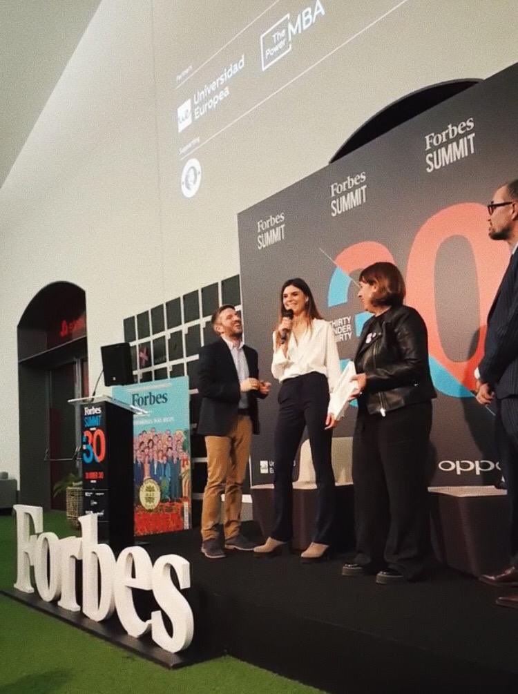 TeamLabs/ tweet media