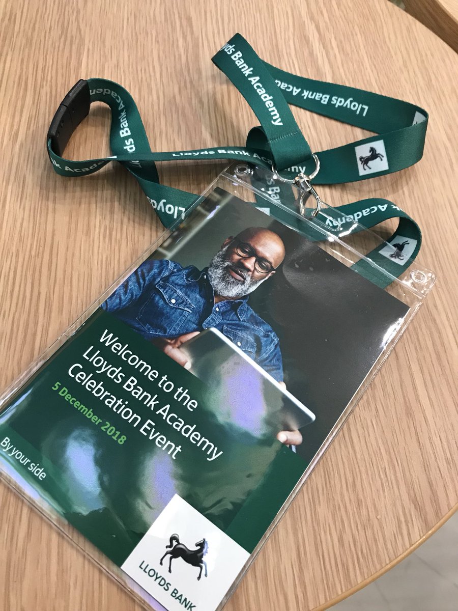 MayorofGM's tweet photo. Here today with @nick_williams38 @LBGAmbNorth at the launch of the #LloydsBankAcademy that supports job seekers and people returning to work by boosting their #digital skills. https://t.co/Xp3DG8fg68 #GMDigital @LBGDigi https://t.co/eo08bHfJAs