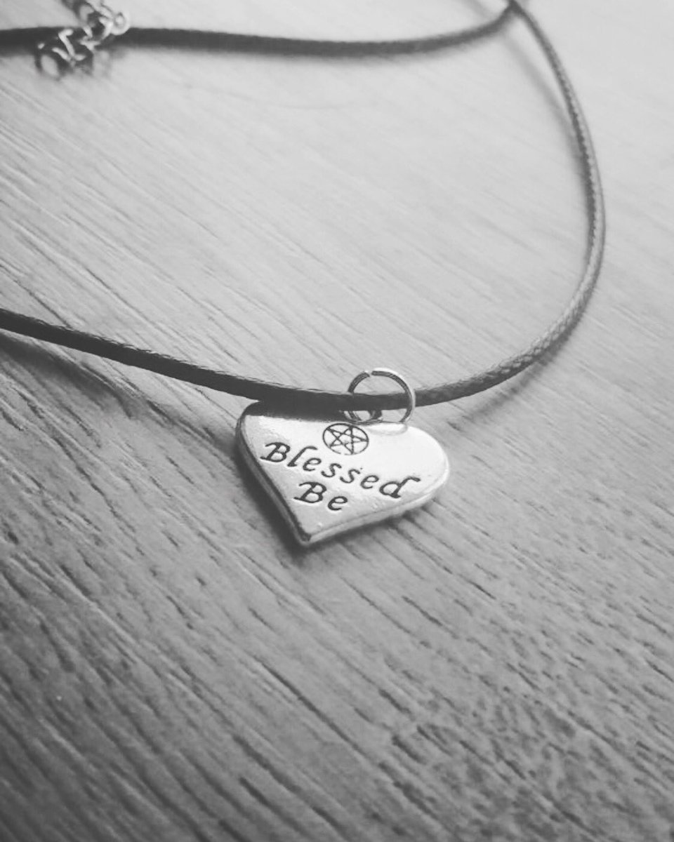 RituallyC's tweet image. Sale still on, come join us! 🖐 

etsy.me/2QzfI4Q 

#blessedbe #witch #witchy #wiccan #WednesdayMotivation #happyhumpday #humpday #sale #etay #xmas #gifts #stockingfillers #christmas #christmasshopping #xmassale #etsysale #jewellery #CHRISTMAS #magic #wiccangifts #witch