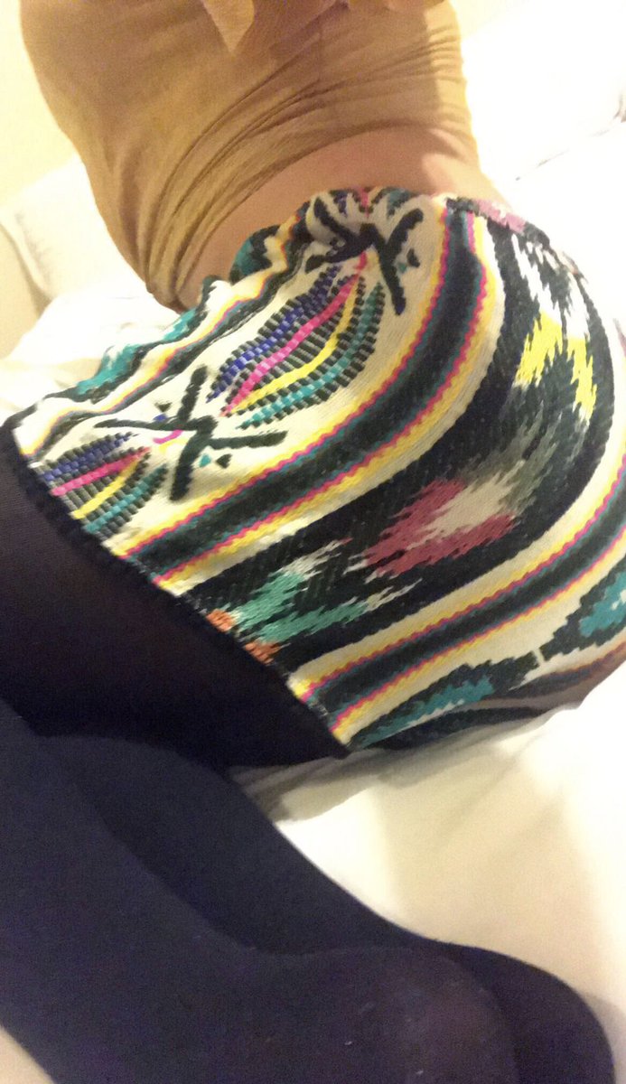 lucyslater93's tweet photo. Happy #humpday everybody! Everyone who gives this a #retweet will get a video of me pulling my shorts down in their DMs xxx #butt #bum #ass #hump #ratemyass #dmme https://t.co/HvTPh7B76k