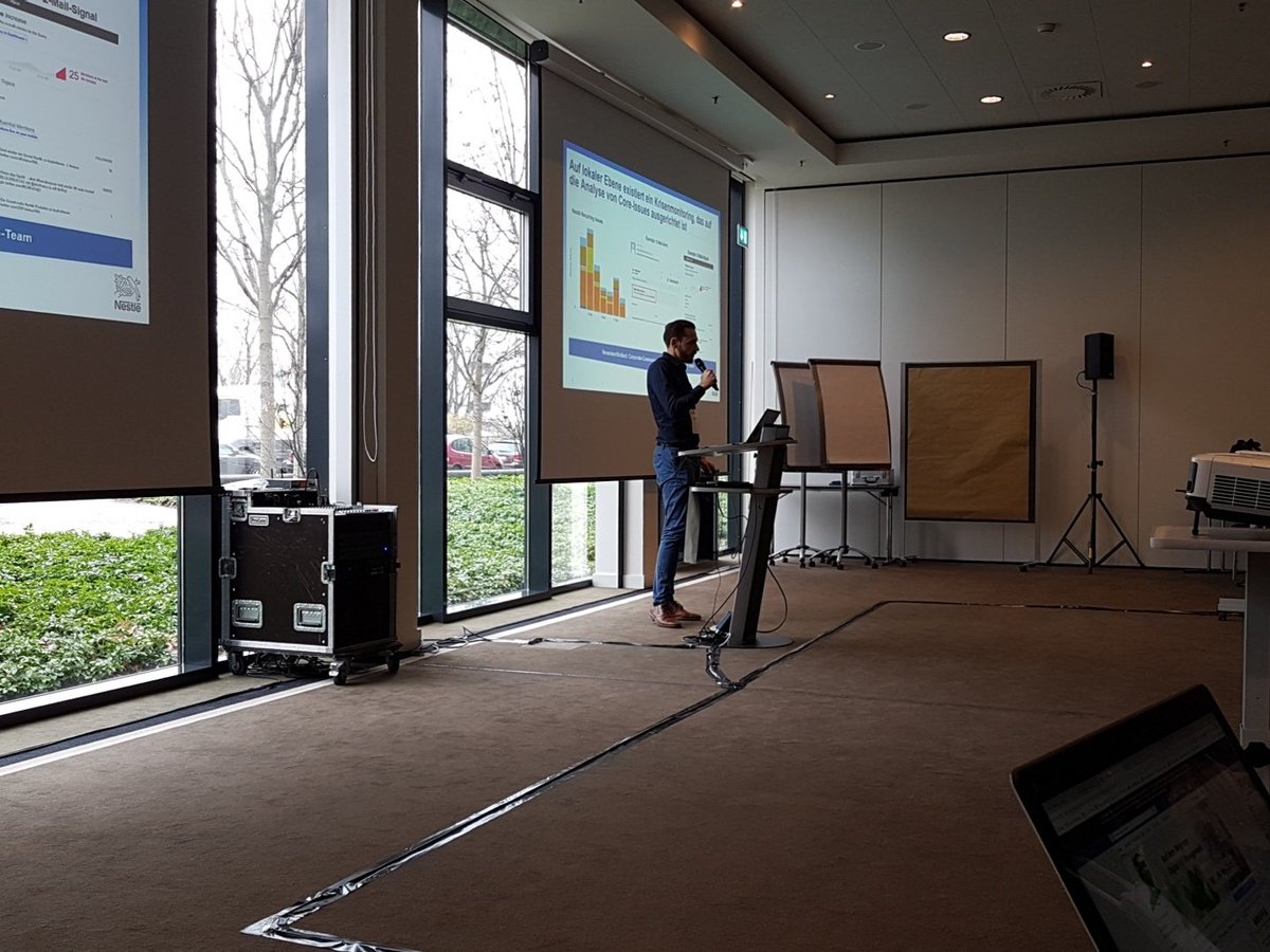 socmonforum's tweet photo. #somofo18 und nun geht es um den Monitoring &amp; Analytics Ansatz bei Nestlé mit dwm Erfahrungsbericht von Marcel Heitmeier https://t.co/qsuGB7IFsr