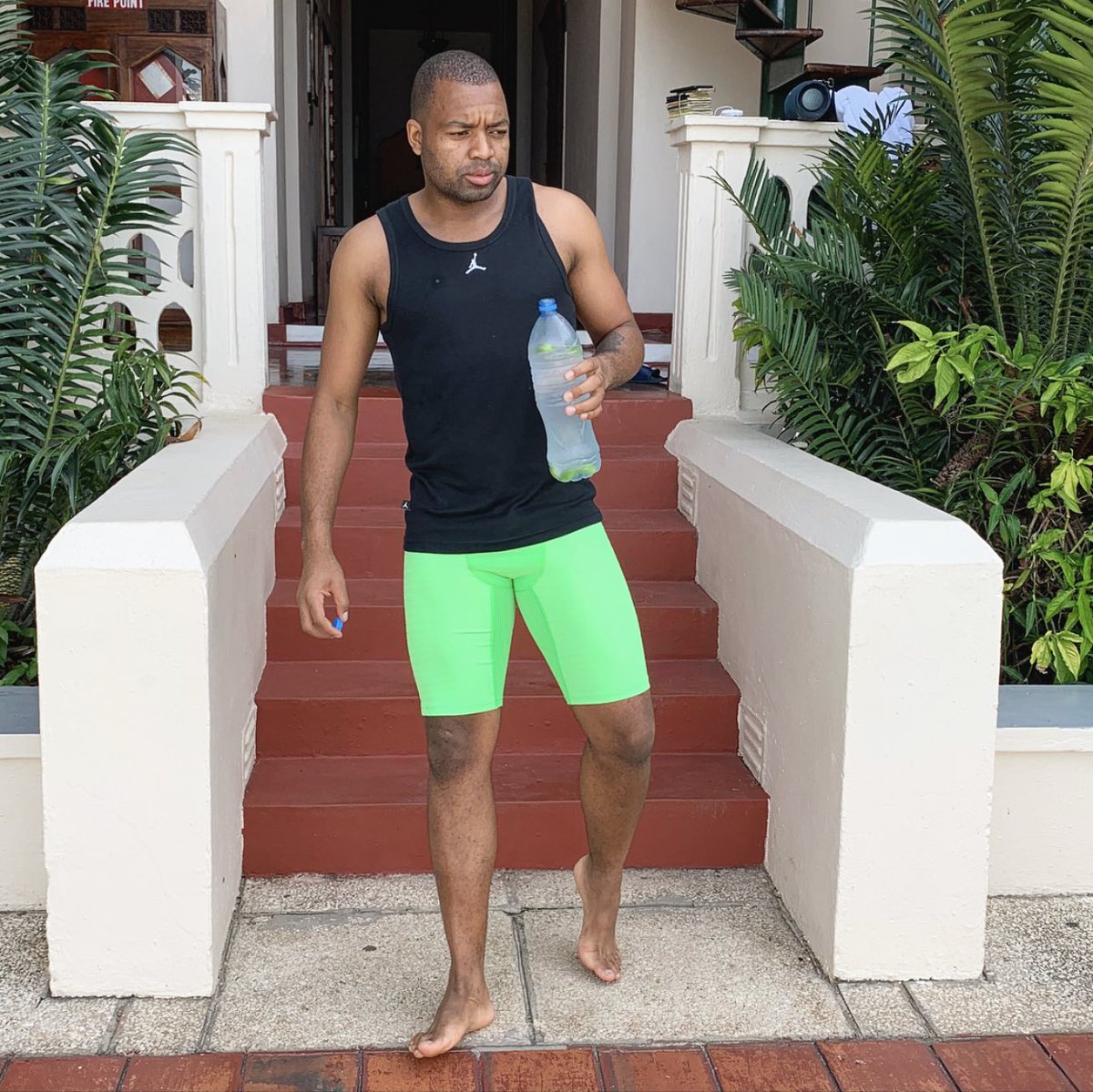 IIKHUNE_32_16 tweet picture