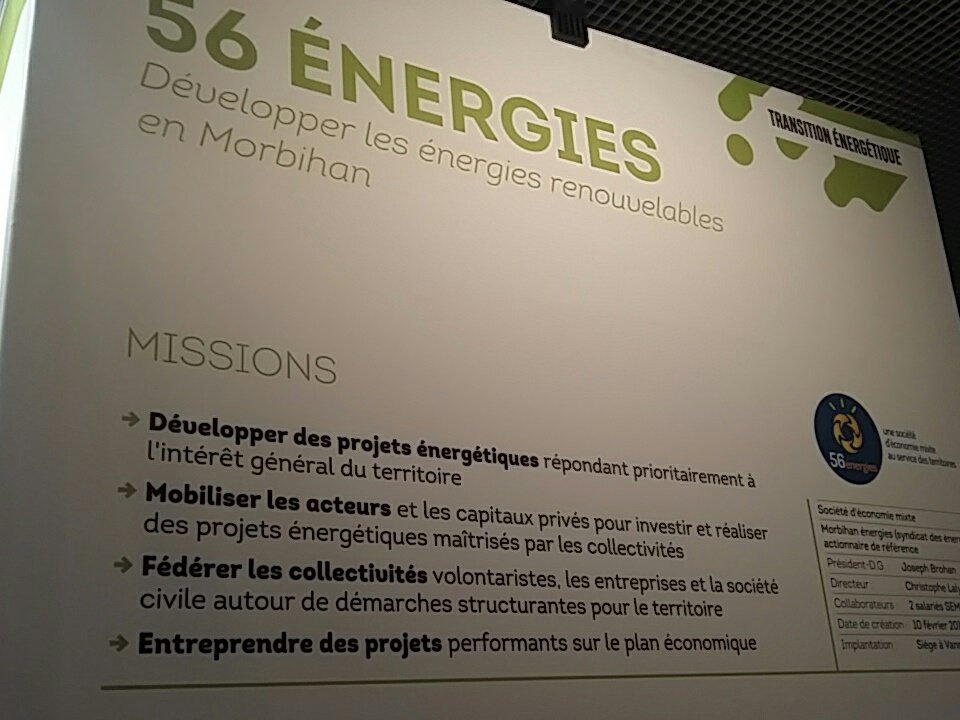 Sur le village régional du #CongresEPL, @EDF_CollTerr entouré des partenaires du territoire. Se rassembler pour soutenir et mettre nos savoir-faire, au profit de la #Bretagne !
@TerritoiresRM @sembreizh <a href="/MorbihanEnergie/">Morbihan Energies</a> <a href="/rennesmetropole/">rennesmetropole</a> @energ_iv <a href="/regionbretagne/">Région Bretagne</a>