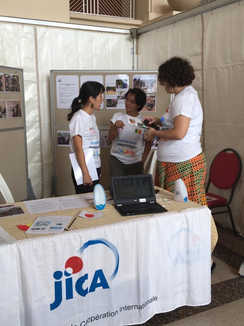 UNV_ROWCA's tweet photo. La #Journéeinternationaledesvolontaires est lancée à Dakar (Sénégal) avec le programme VNU et les organisations de volontariat au Sénégal, ce 5 Décembre 2018.
#IVD2018 #ResilientCommunities Programme des @FVolontaires @UNVolunteers @Afke_B @PeaceCorps @CNCPV @jica_direct_en https://t.co/j1qZJQPWGU