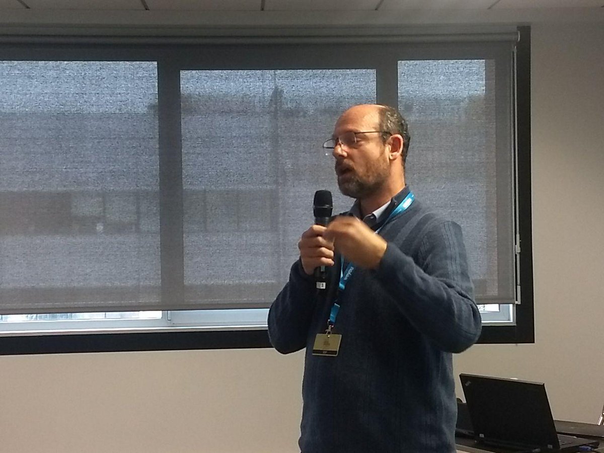 Inno_3's tweet photo. [#EOLE2018] Quel est le principal risque encouru si l'on ne respecte pas  les licences #OpenSource ? Malcolm Bain, pour @openchain: "Au mieux, un  courrier du dév. Dans de nombreux cas, vous allez être déférés. Dans  certains pays, il s'agit d'un crime et vous risquez la prison" https://t.co/i9j0UykYnf