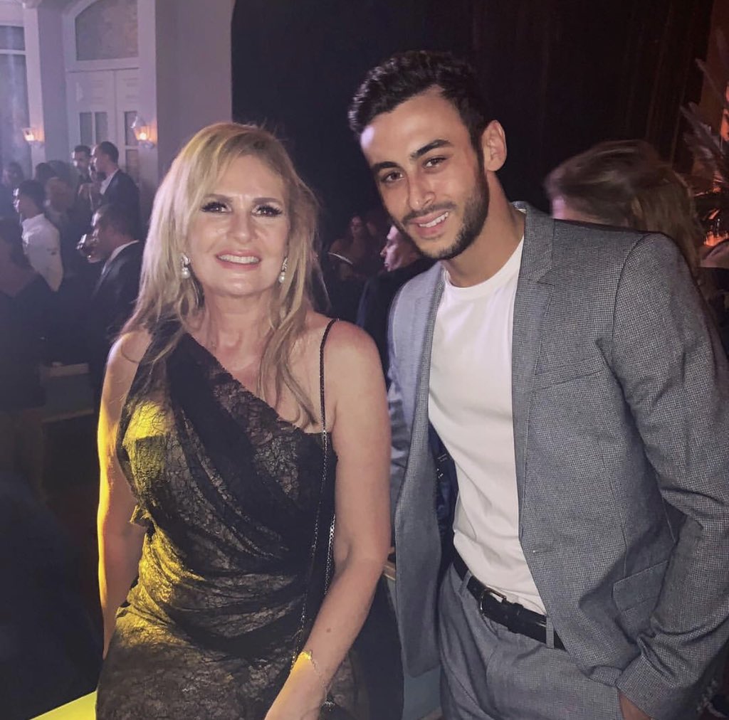 YousrawyaG's tweet photo. Superstar @Youssra at the after-party of the opening ceremony of @CairoFilms, on November 21,2018.
#CIFF40 #CIFF18
#YousrawyaGroup #اليسراوية_جروب https://t.co/fRIOCdZAfT