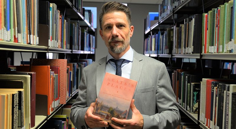 восток запад исследования переводы