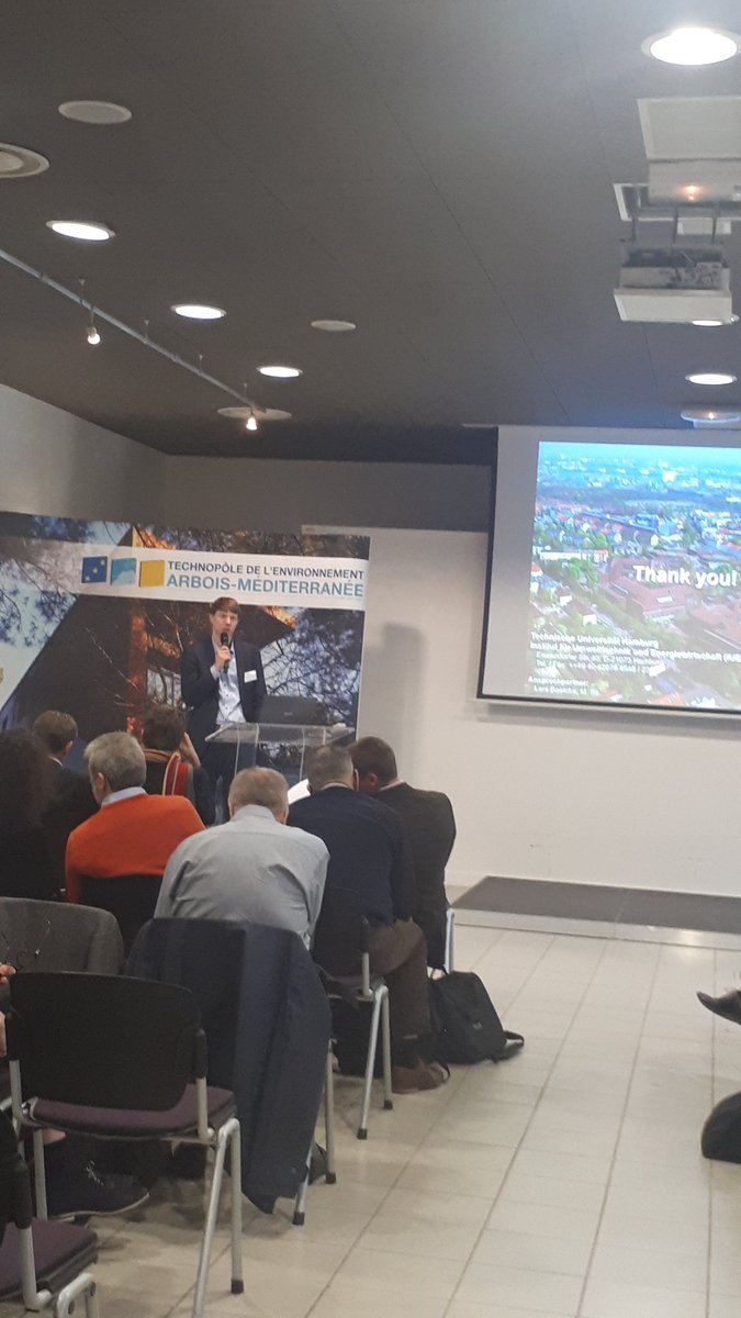 PatrickPrunet's tweet photo. Seminaire France Allemagne sur le H2 en région PACA . Jupiter 1000 a été présenté . À venir une rencontre entre GRTgaz et Gasnetz Hamburg qui a prévu d'injecter jusqu'à 30% de H2 dans son réseau https://t.co/2yydn9wz0U