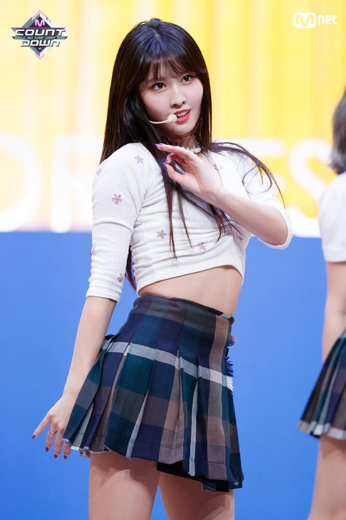 KGPics_'s tweet photo. Momo ««Yes Or Yes»» https://t.co/1LqWhIyw7q