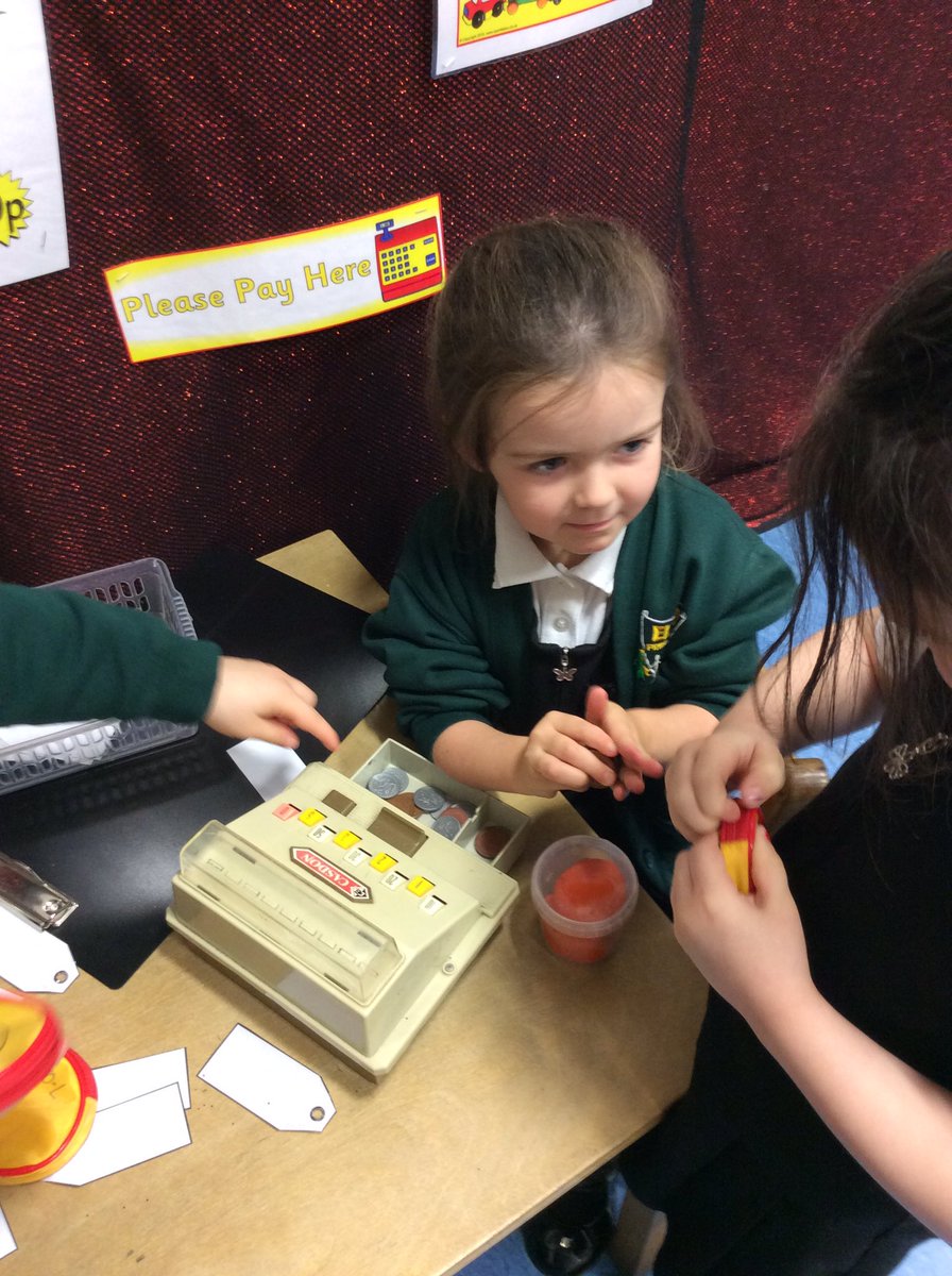 EpsTracie's tweet image. We love our Toy Shop role play ... #busyshoppers #funtolearn #moneymoneymoney