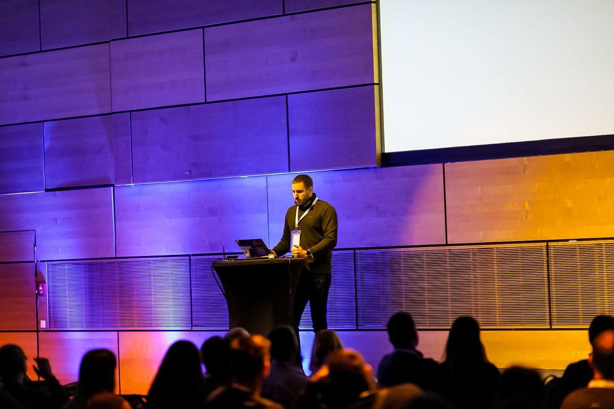 ATDkonferencija's tweet photo. Automated ML, featuri C# jezika, Azure Storage Deep Dive, loše navike u svakodnevnom radu i sigurnost sustava te Hub i Spoke arhitektura teme su koje su kroz svoja predavanja obradili Filipa Glavota, Bernardin Katića, Domagoj Pavlešić, Denis Mihić i Ilija Ranogajec.
#atd14 https://t.co/yPgyUCApDO