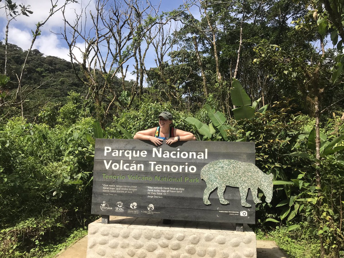 Hey_MsZ's tweet photo. Rio Celeste 😧😍 https://t.co/5g2YzRyvz4