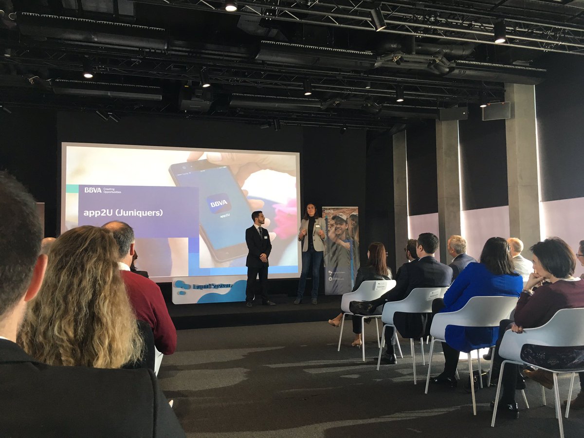 bbvaam_es's tweet image. Learning by doing es el eje del programa #LIquidSystem, enfocado a la banca digital del futuro a partir del block chain, machine learning, data science y la Inteligencia artificial