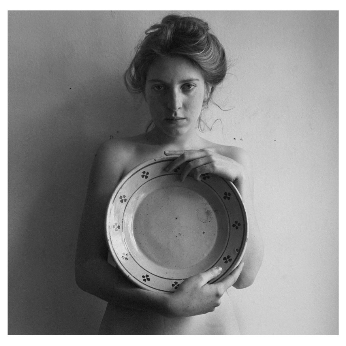 EmmaWatson's tweet photo. #FrancescaWoodman ♡📷♡ https://t.co/SLLYm41yjy