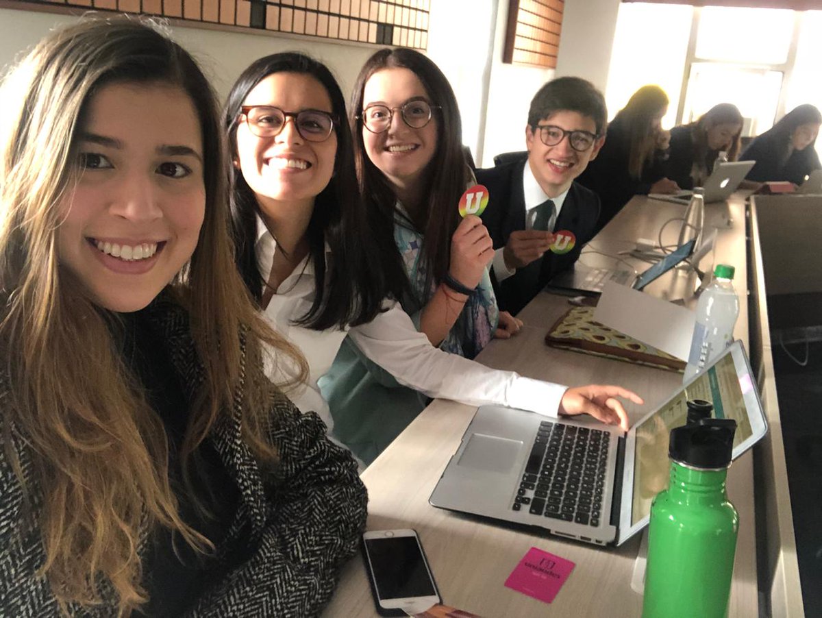 Aurelioiragorr2's tweet photo. Todo listo para la sesión de hoy, esperando que sea muy productiva y que como honorables congresistas, logremos alcanzar lo que todos buscamos, una Ley de Financiamiento justa y que protega a quienes más nos necesitan. #SimulacionLyPP182 https://t.co/1QLnxN3C3q