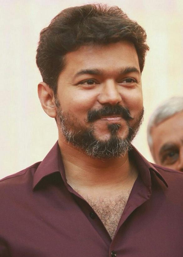 TVK_TNOfficial's tweet photo. Now 1.1K Hearts 😍😘
100 Hearts Just in 30 Mins 🔥🔥🔥

#KeepSupport #ActorVijayUpdates @ThalapathyNXT 👍👍👍

#SpreadTHALAPATHYism ❤
#26YrsOfThalapathyVIJAY https://t.co/V4zXEFqRgQ