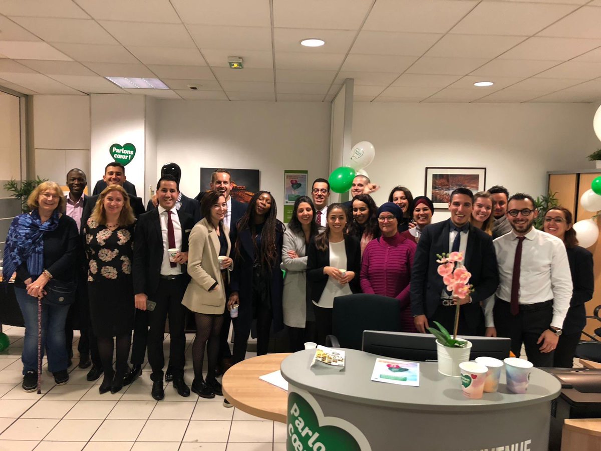 Superbe journée solidaire pour l’agence <a href="/BNPParibas/">BNP Paribas Group</a> de #Montreuil ! 10 associations présentes pour cette magnifique journée. De belles connexions, de beaux échanges et de belles découvertes de ses associations qui agissent au quotidien #actforimpact #Parlonscoeur <a href="/mccapobianco/">M-C Capobianco</a>