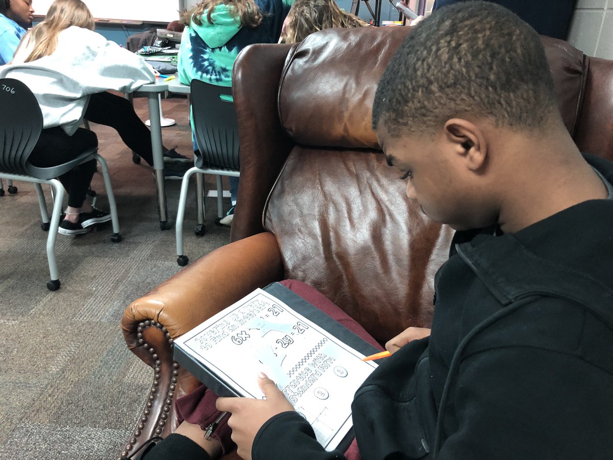 tpteach's tweet photo. In @wwilcox2 8th grade math class @LarsonMS Ss used @DoodleNotes to help Ss build meaning with text, pictures, and examples.
As Ss draw, work, talk and think they have structure to build from and room to create their own sense. Cool stuff.
#rebelmath https://t.co/yqAlz4bqp1