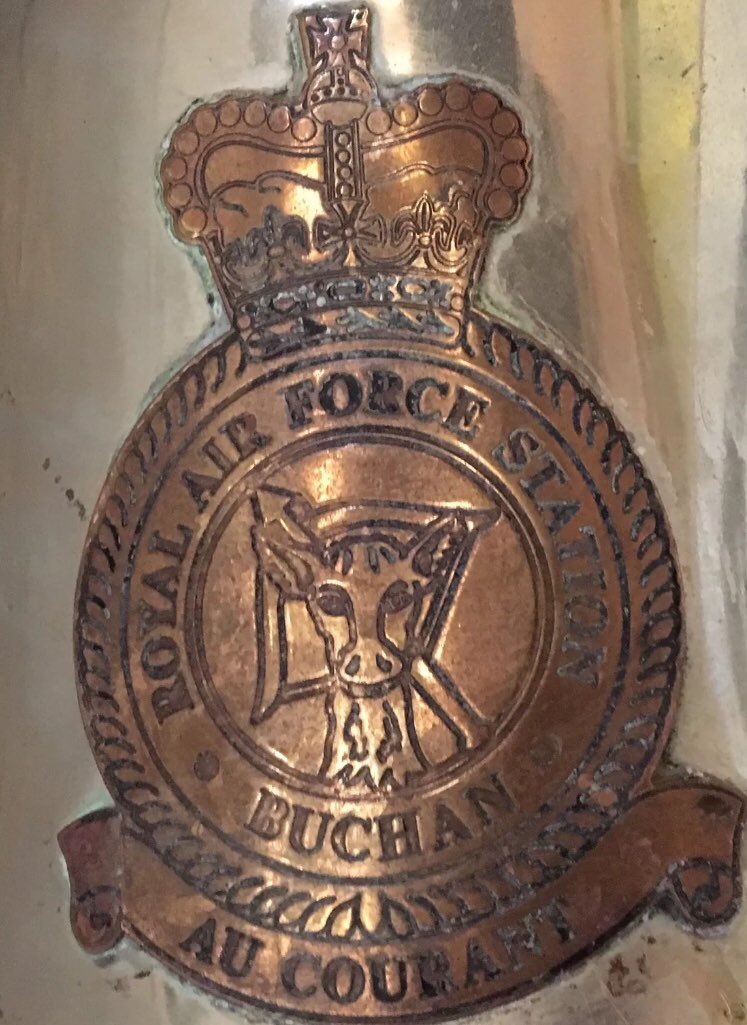 Followbackfool's tweet photo. #RAF #presentation #brass #scramble #fire #bell clapper wood stand #CrowsFoot #broadarrow #Military #militaria #airforce https://t.co/SIlnIyZ2Fb @eBay #forsale #vintage #antique #retro #shopdisplay #mancave #homedecor #interiordesign #antiques #shopdisplay #pub #bar #display https://t.co/4GAQPxigco