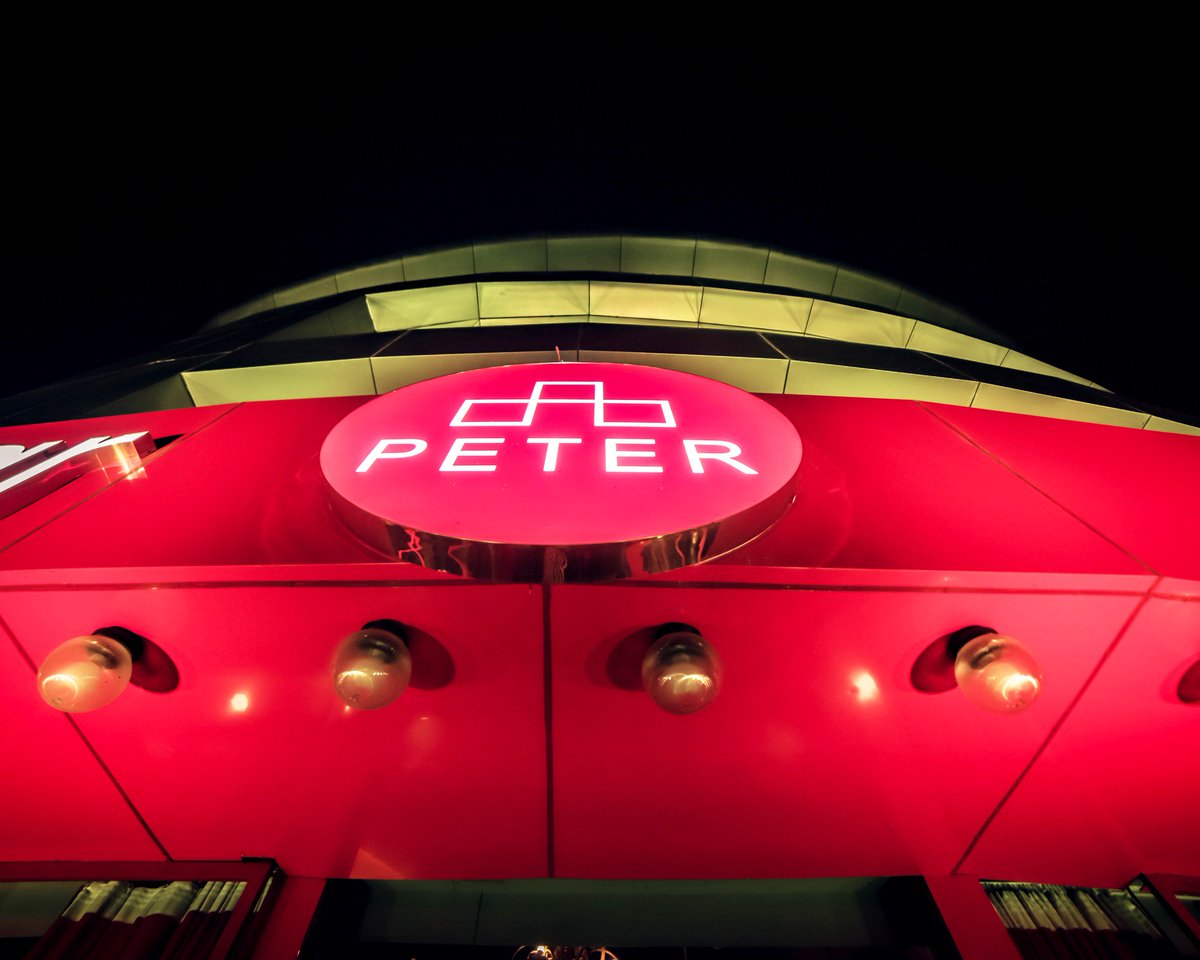 CPD_PUNE's tweet photo. Here are some glimpses of our new outlet at Kharadi! Have you visited us yet?

#CafePeterdonuts #Cafe #restaurants #peterdonuts #Kharadi https://t.co/QkqBZjWqye