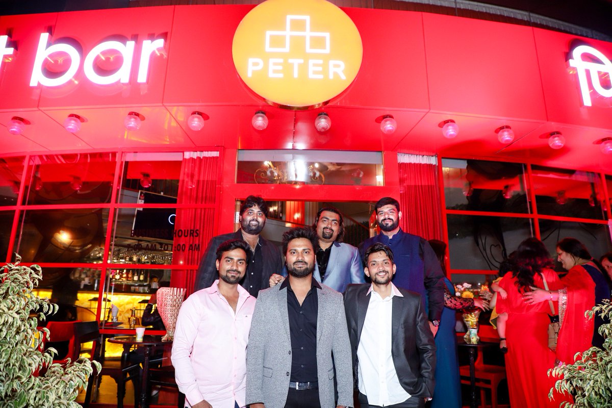 CPD_PUNE's tweet photo. Here are some glimpses of our new outlet at Kharadi! Have you visited us yet?

#CafePeterdonuts #Cafe #restaurants #peterdonuts #Kharadi https://t.co/QkqBZjWqye