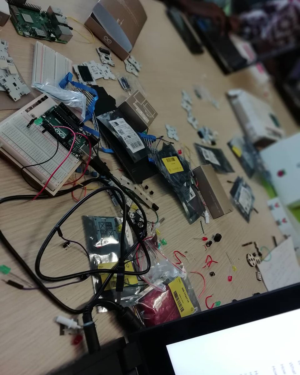 GeekGirlDee's tweet image. Not a lot of picture to share but I basically spent my day @mlabsa with @skinnyshugo teaching #IntroductionToPython and some #IntroductionToIoT #gkmakers