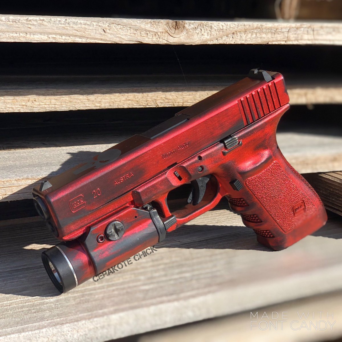 CerakoteChick's tweet photo. This candy goes hard!! #sexyashell #cerakote #disstressed #guncandy #glock #10mm #g20 #streamlight #fuckaroundandfindout #concealedcarry #edc #badass #hbic #badbitch @cerakote @gun.candy @pewpewdaily @glockinc @CerakoteFinish https://t.co/k3K8DMNXwr