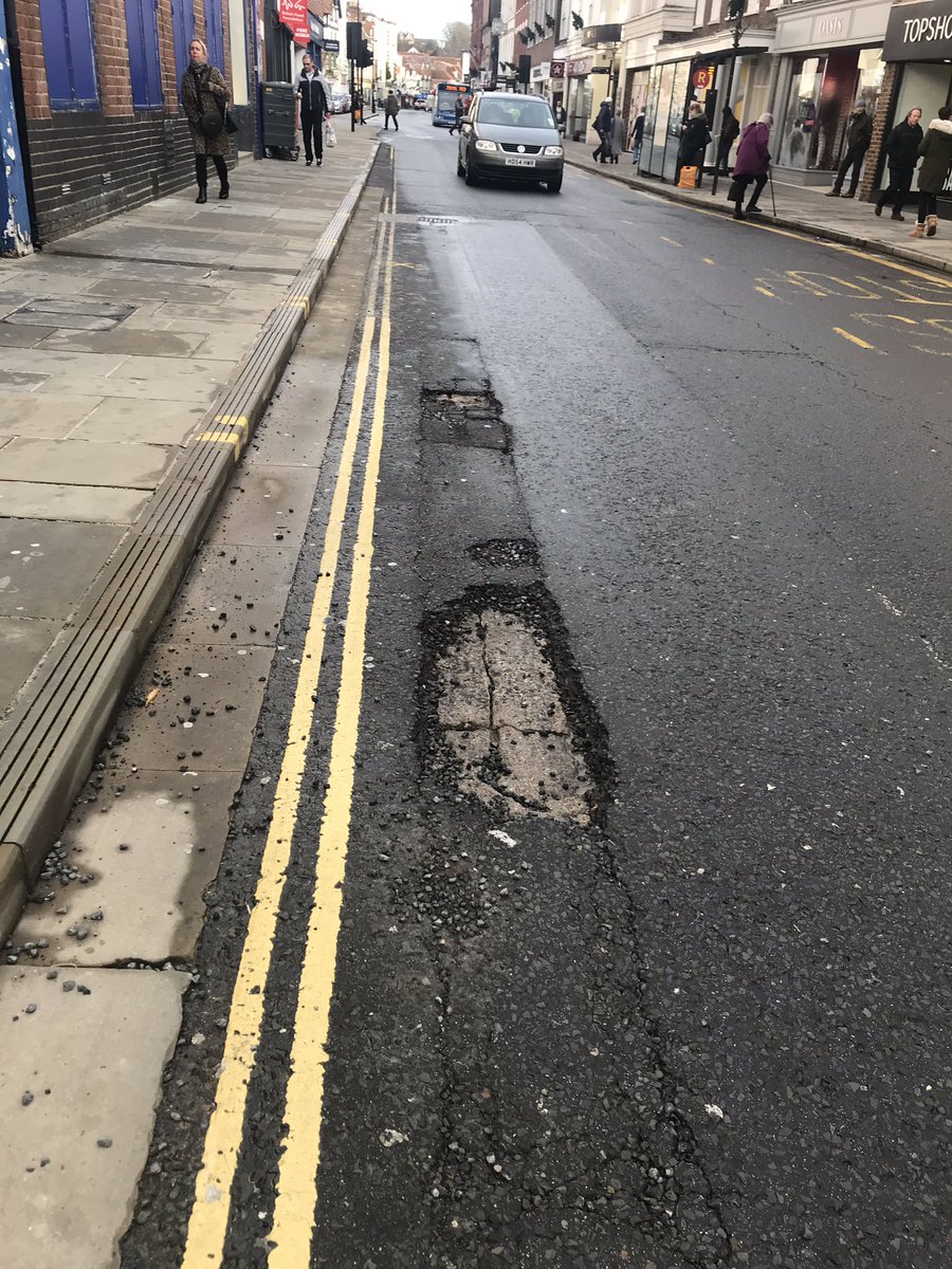 atiqulhoque76's tweet photo. The power of reporting through WiltshireApp. This was reported last Thursday and it’s fixed within 5 days. Well done @wiltscouncil @Ringway_Wilts https://t.co/aoT9vsbD0W