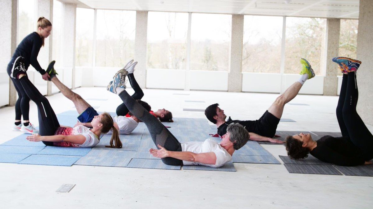 akkanto's tweet image. Don&apos;t limit your challenges, challenge your limits! 🏋️‍♀️🏋️‍♂️#workoutatwork #healthycolleagues