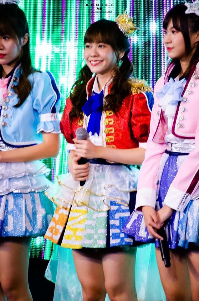 BNK48Addict's tweet photo. คุณนุ้ยยยย 💖

Noey BNK48
#NoeyBNK48 #BNK48
#ThailandCountdown2019
#AISBangkokCountdown2019
#AISBangkokCountdown2019PressConference https://t.co/jn65kCSKX3