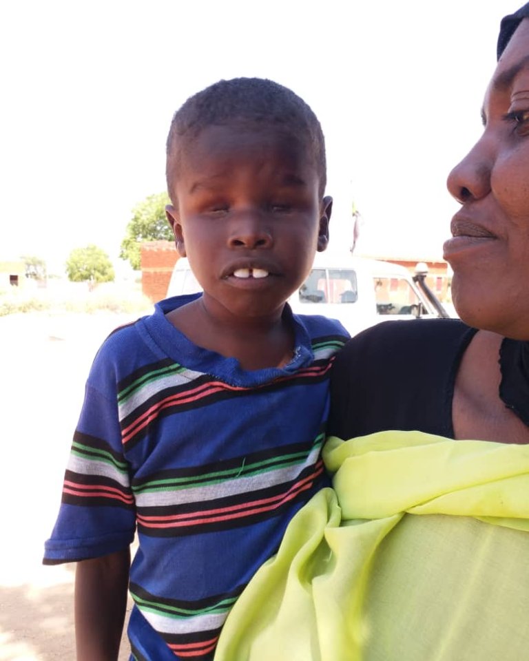 European Disability and Development Week continues!
In Dilling, Sudan, a mother with a visual impairment child waiting for the assessment at the IAS centre.
#EDDW18 #EDDW #leavenoonebehind