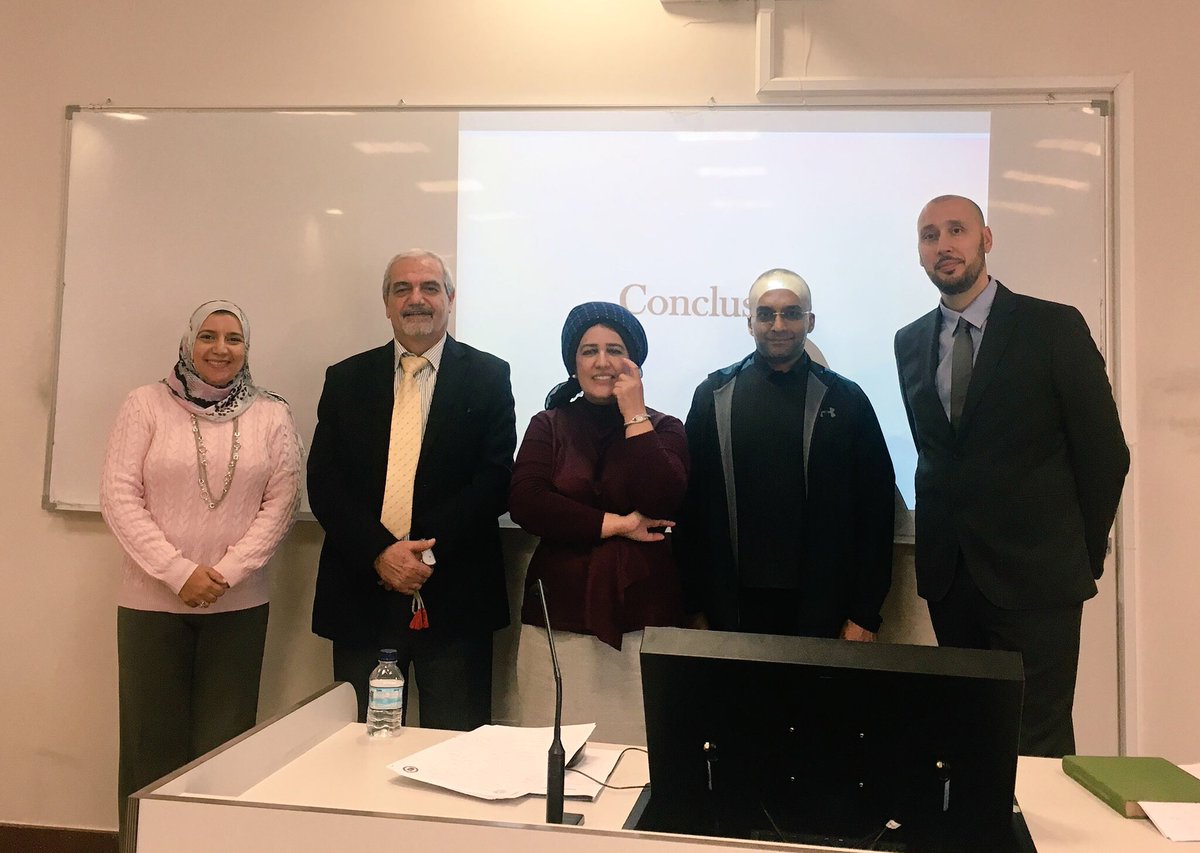 univ_koweit's tweet photo. 📷مقتطفات من محاضرة اليوم تحت عنوان: "اللغة الفرنسية لدى طلاب الثانوية العامة في دولة الكويت" 
ألقتها د. خلود الصالح💐
وقدمها أ. آرون فيتينادان💐

وقد حضر المحاضرة الدكتور بينجامان توناي الملحق الأكاديمي والعلمي الفرنسي في الكويت ومجموعة من أعضاء هيئة التدريس والطلبة💐 https://t.co/TOi4YEJh9f