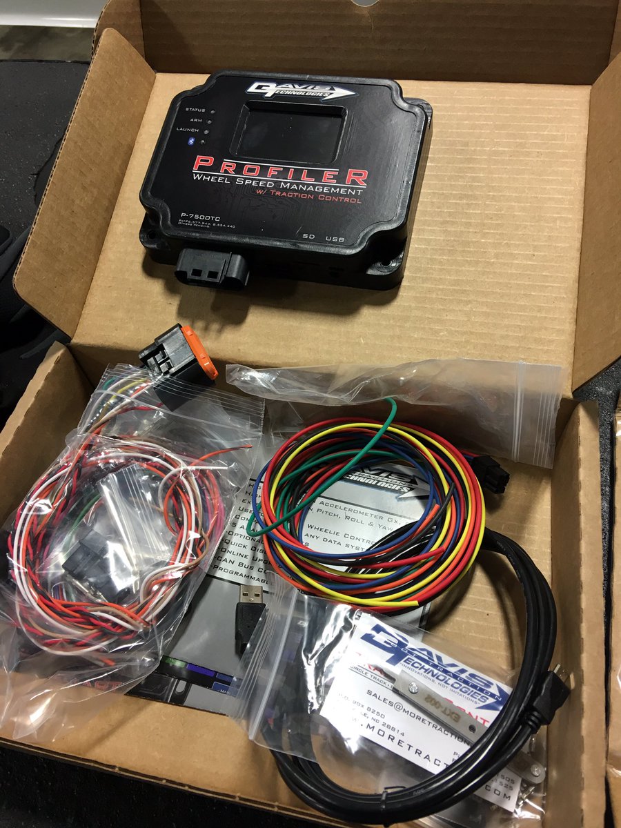 Dixontopfuel's tweet photo. #Christmas came early this year. We gonna have some fun in 2019. Thank you @Shannon35880241 #davistechnologies #moretraction #gottraction #nitrox2 #prishow #twoseater #nitro #topfuel #dragster #bucketlist #goldenticket #hangon #4wheels2lids #thisshouldbeyou #thiscouldbeyou https://t.co/8oKZr1oQc7