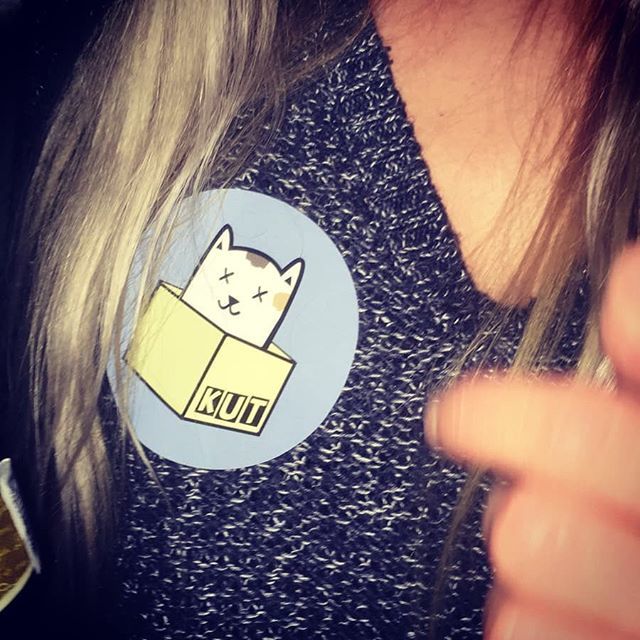 kutrecords's tweet photo. Random sticker fun! 😹
#sticker #stickers #stickerart #stickerporn #slaps #themeline #stickerline #stickercase #decal #casesticker #stickerbomb #coinline #jualsticker #diycase #coinlinemurah #stickerlove #glittercase #cetakbaju #printbaju #stickerbo… https://t.co/7gnDMmxG6g https://t.co/8vUSNezGwp