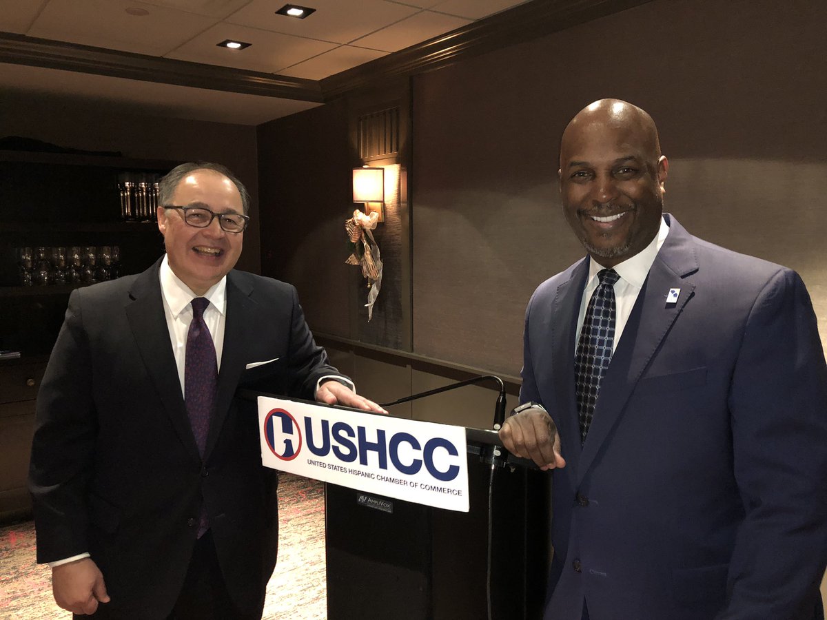 Last night, the @USHCC hosted a great welcome reception in Washington, DC for @RAConomics, the new President & CEO of the USHCC. Ramiro will be a great leader who will take the organization to new heights with the USHCC board and stakeholders. 

Felicidades Ramiro! Welcome to DC!