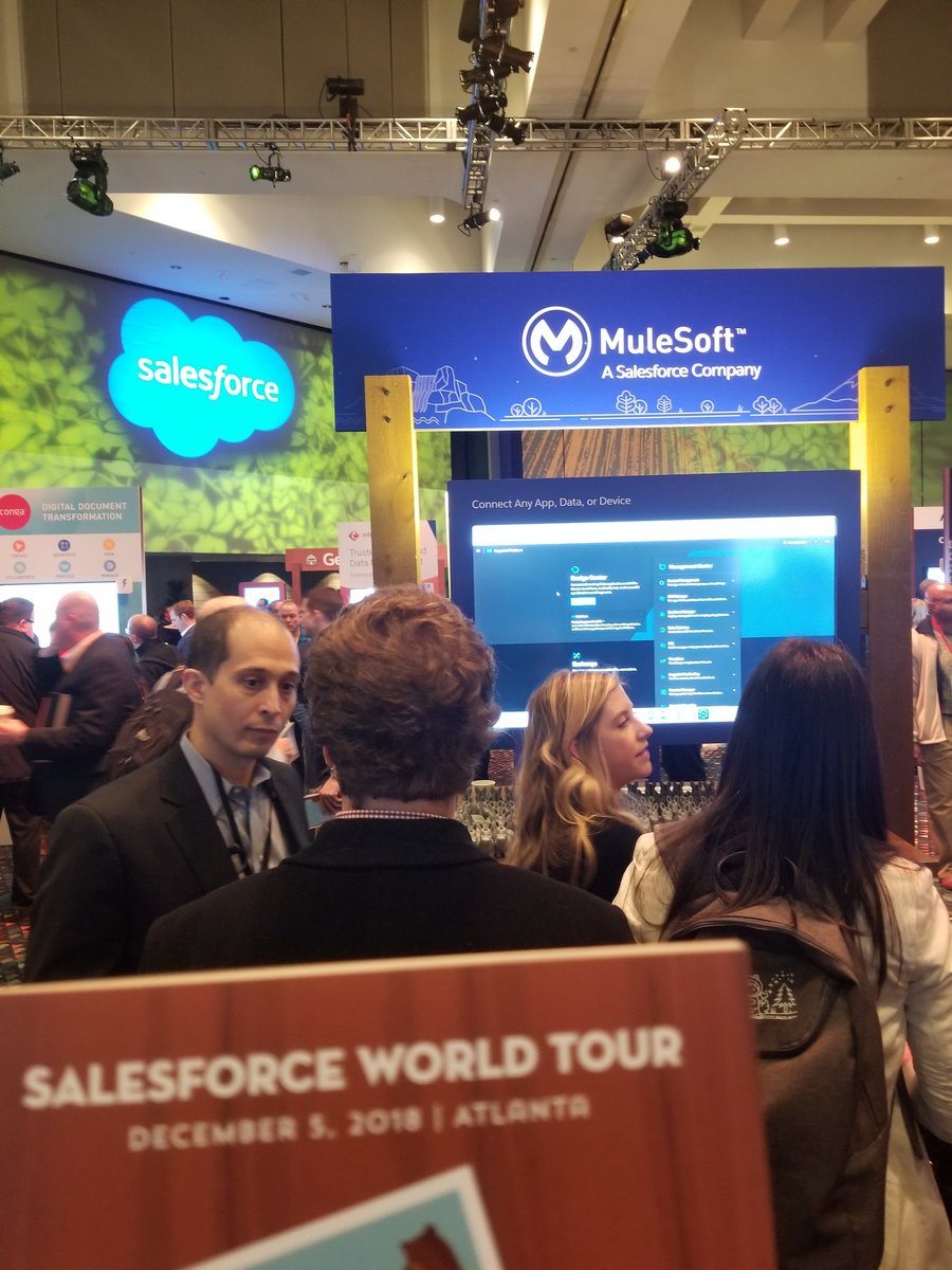 HPYoo's tweet photo. And we are live at the @salesforce AtlantaWorldTour! @precisionlender  #partnership #isv https://t.co/EblJIrmaqb