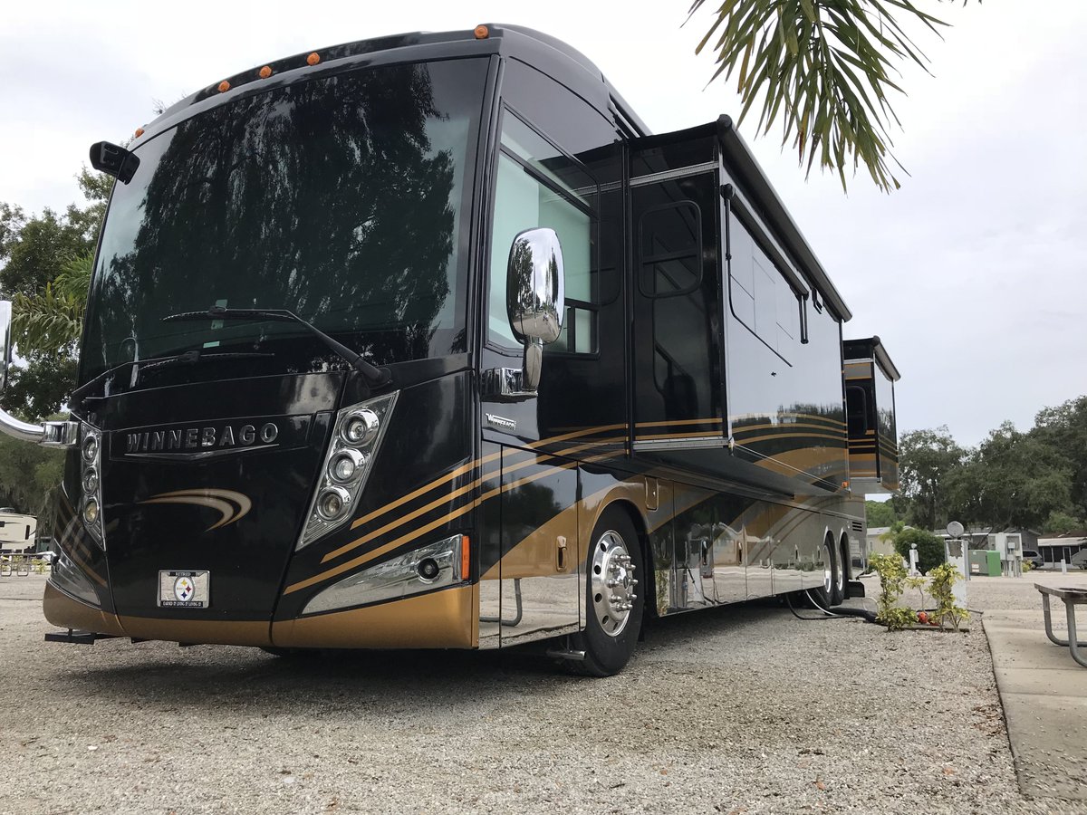 Road trip! If you could go on any road trip, where would you go? #litrvtravel #luxuryrv #luxurymotorcoach #roadtrip