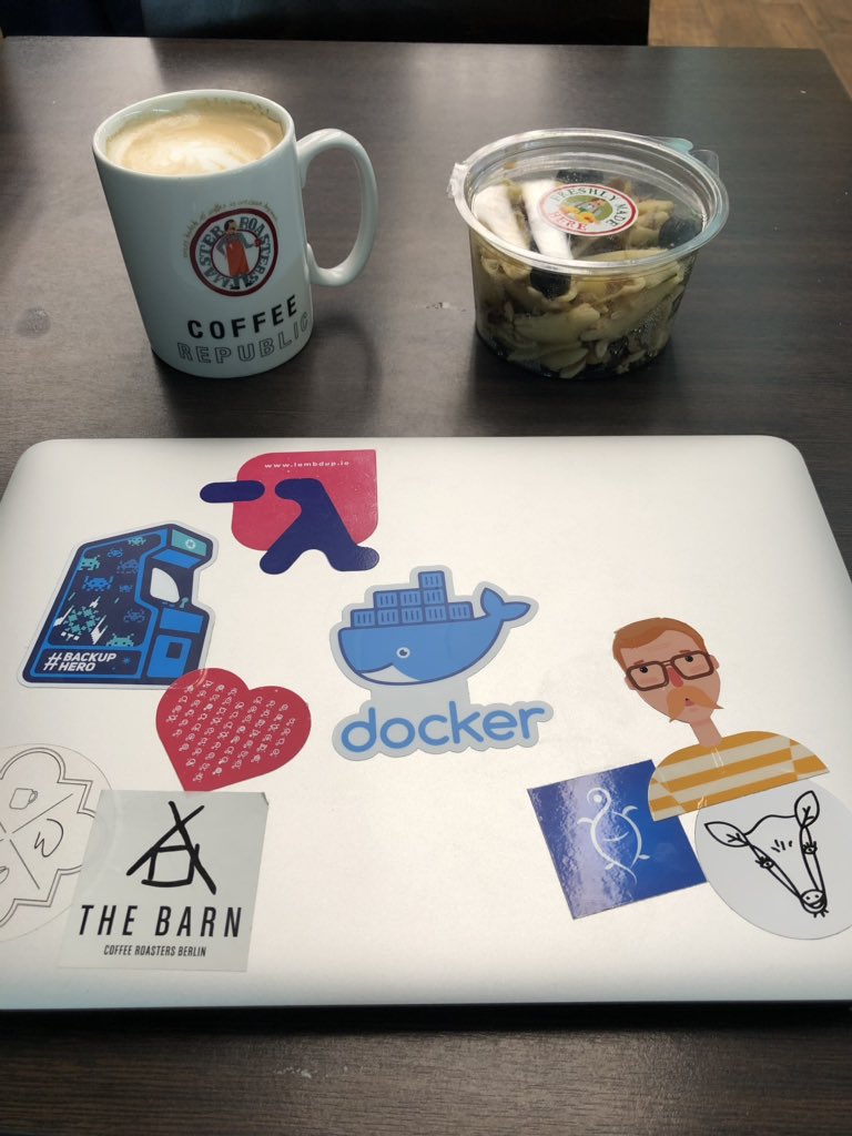 nohwnd's tweet photo. Goodbye #barcelona and #DockerCon18 ! https://t.co/G0ZPbo86h5