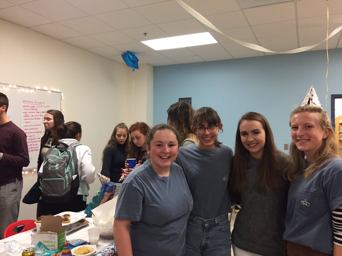 During today's first ever STEP block, the Algonquin Writing Center celebrates its birthday. #arhsSTEP